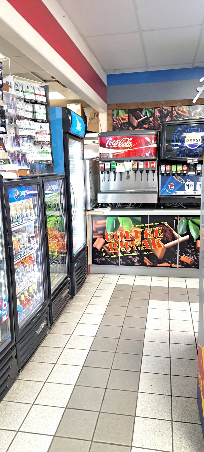 La grande Chevron Foodmart